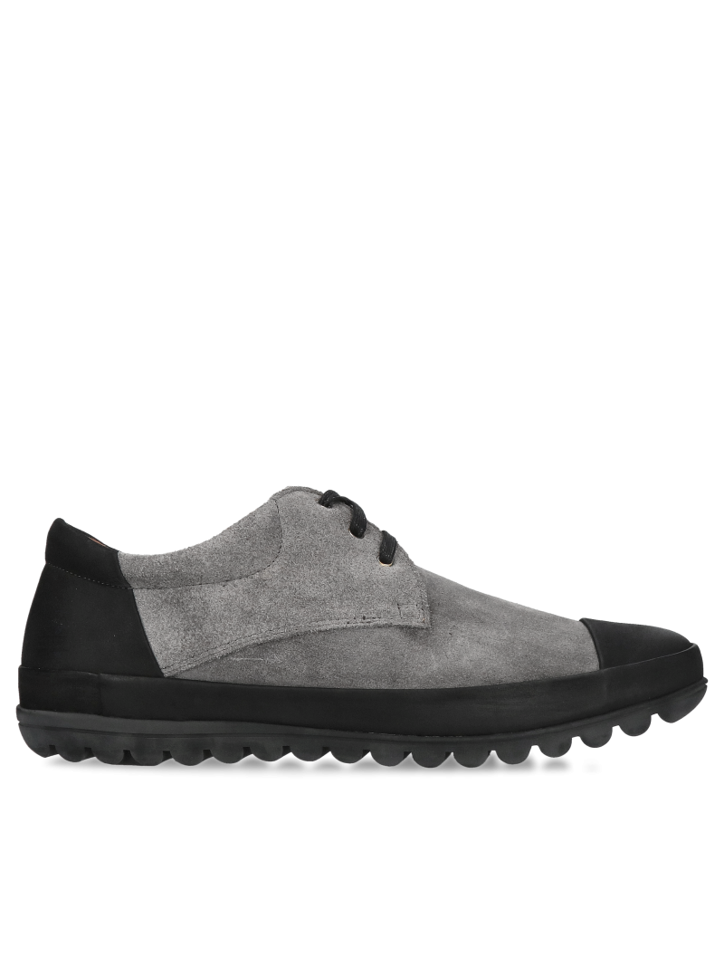 Men's suede leather shoes, high quality and great comfort when walking