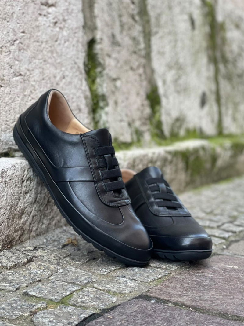 Comfortable men's shoes for everyday wear, high cushioning and comfort, removable leather insole, Konopka Shoes