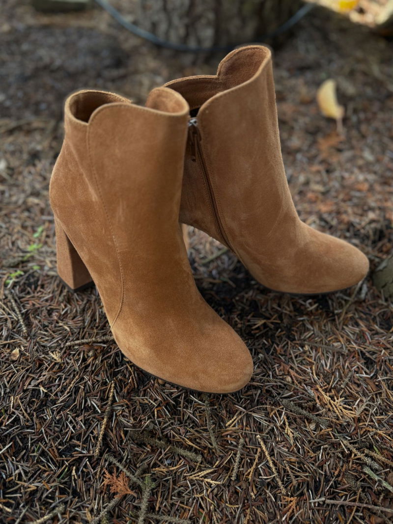 Suede red high-heeled ankle boots, women's winter boots with a heel