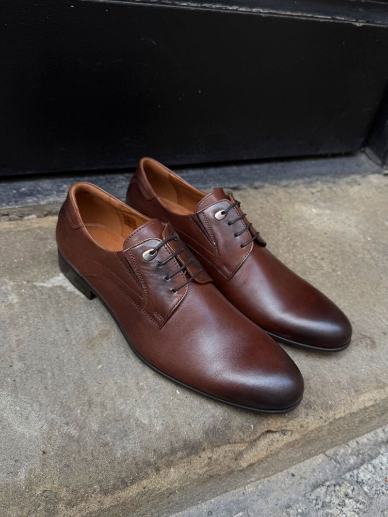 Elegant men's shoes for suits, formal men's shoes by Conhpol, Polish leather footwear manufacturer, Konopka Shoes