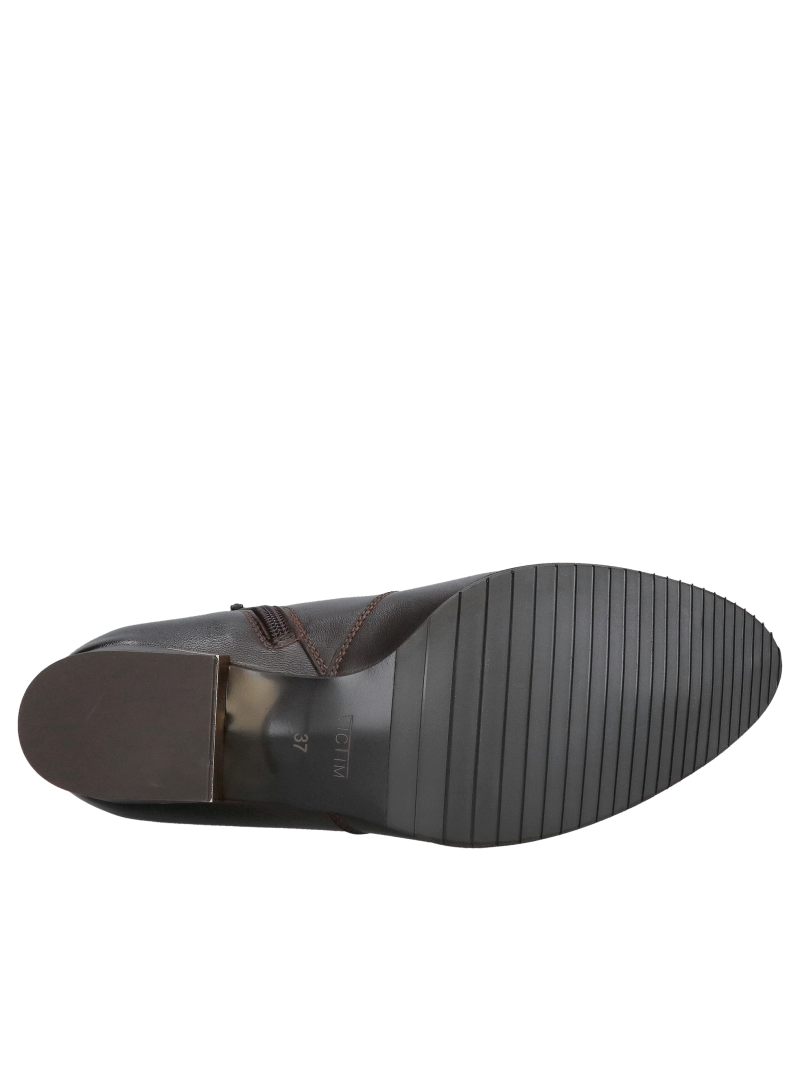 Women's chocolate boots, elegant brown pointed-toe boots