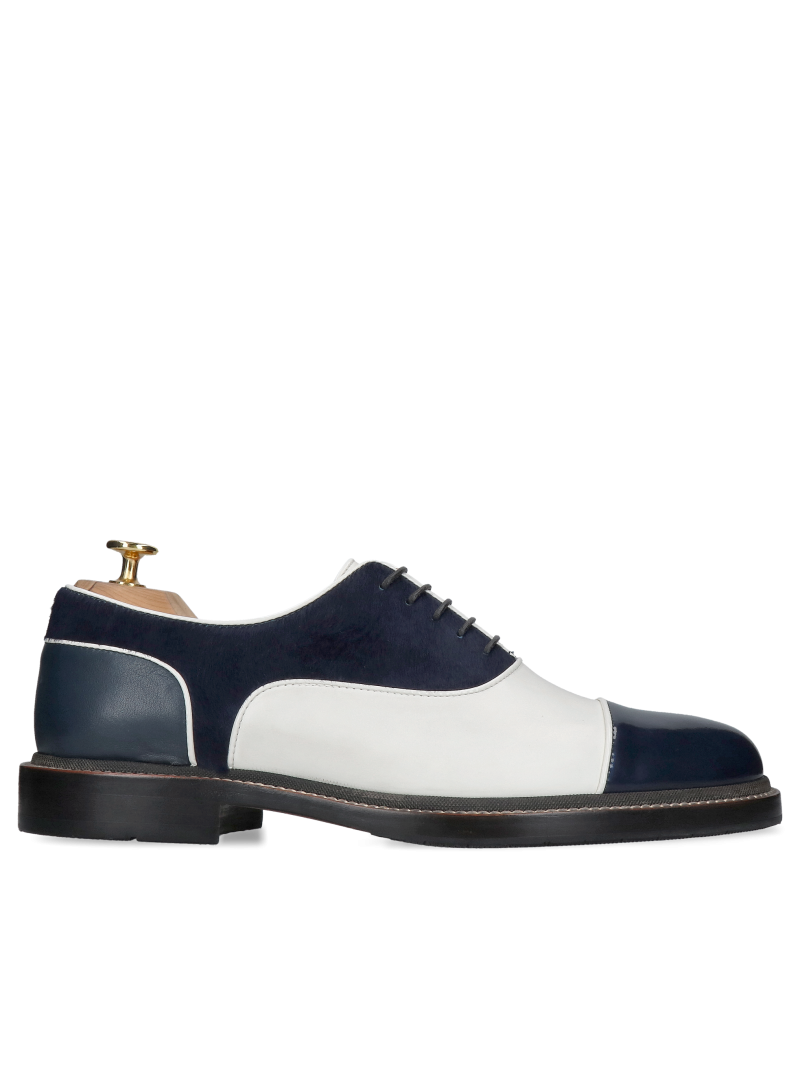 Unique premium men's shoes with thick soles