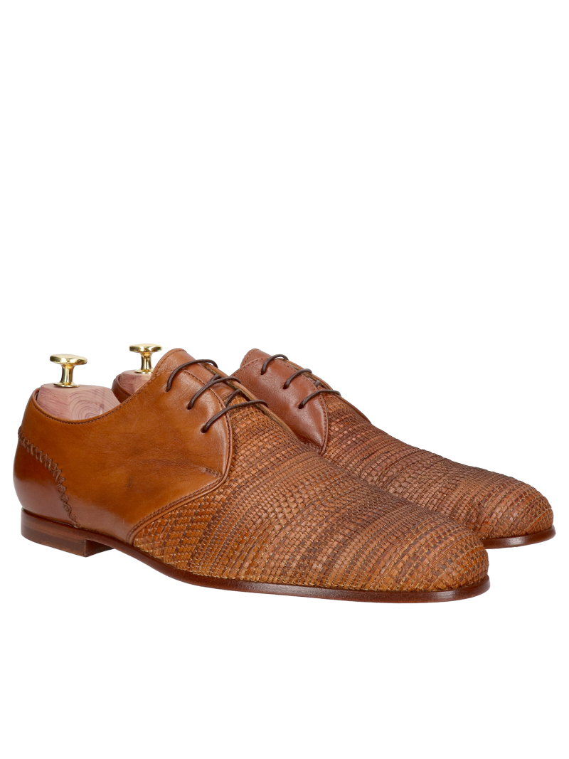 Premium shoes with thick leather soles – classic and elegant