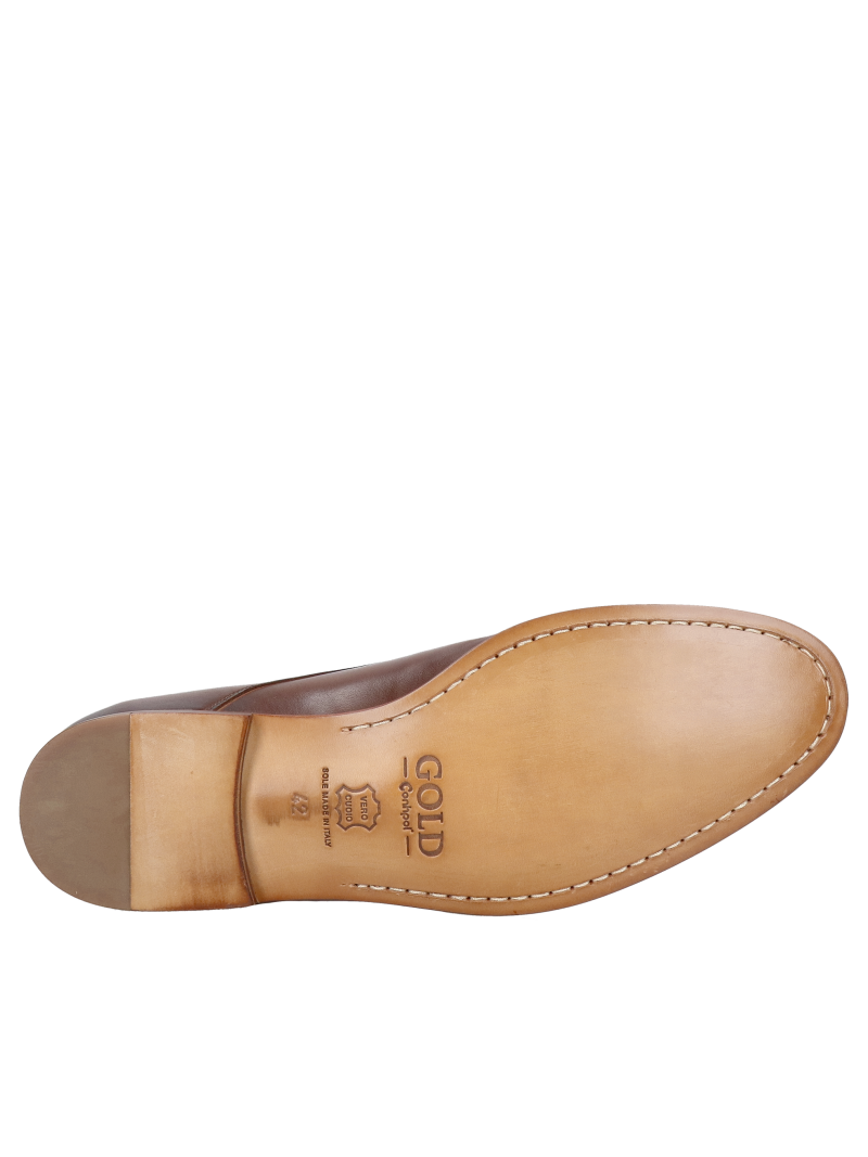 Elegant men's shoes with leather soles, brown shoes for a suit