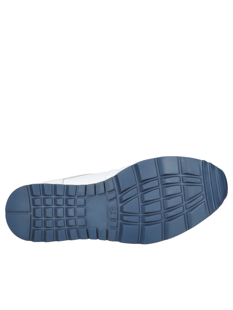 White leather sneakers for men with white soles, comfortable everyday shoes