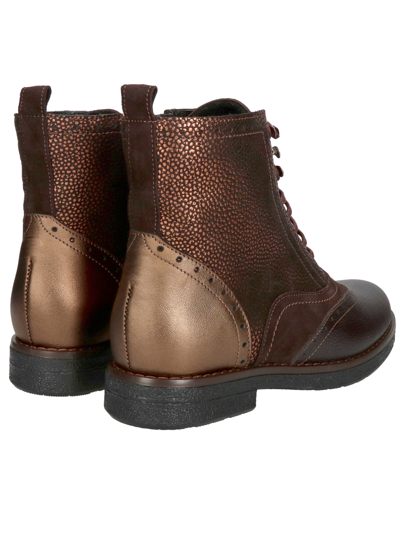 Fashionable chocolate-colored women's boots, insulated leather boots from a Polish manufacturer, Konopka shoes