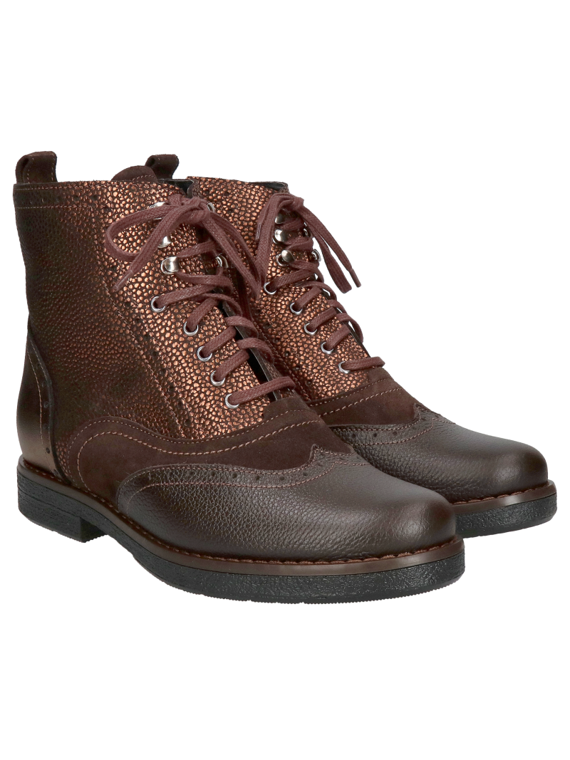 Fashionable chocolate-colored women's boots, insulated leather boots from a Polish manufacturer, Konopka shoes