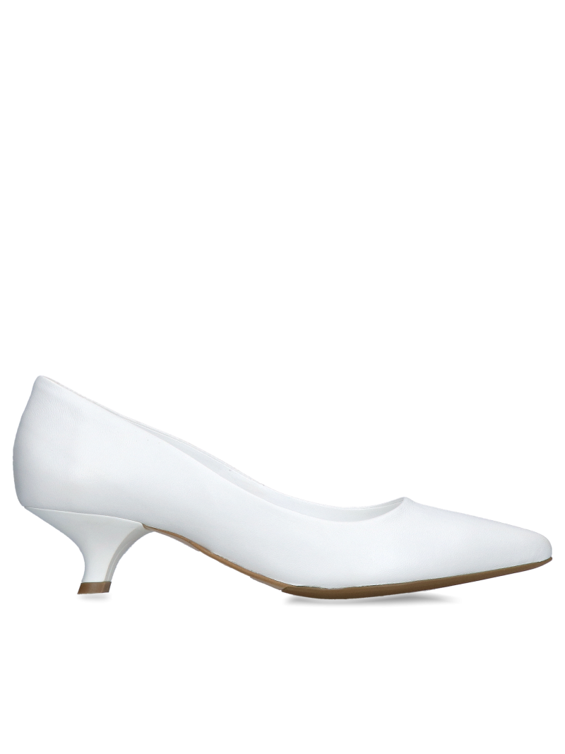 Low white duck shoes with comfortable heels, white wedding shoes, comfortable high heels for weddings, Konopka Shoes