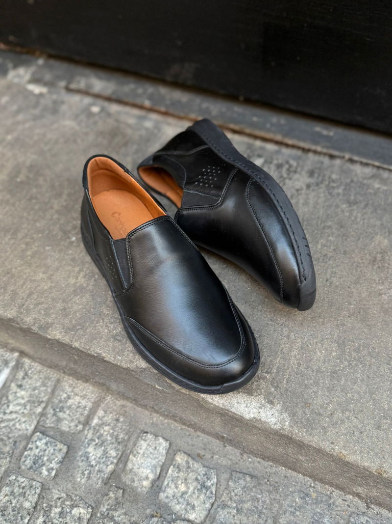 Comfortable men's slip-on shoes, black men's slip-on shoes