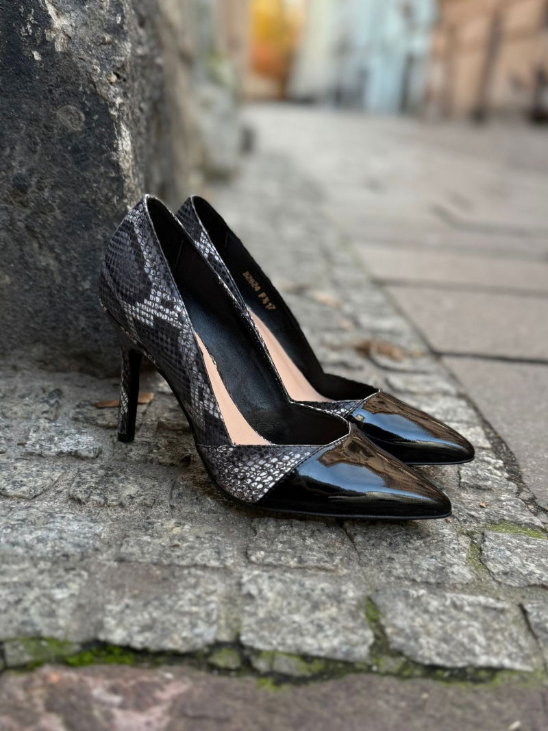 Comfortable stiletto heels with a snake motif combined with patent leather, elegant women's stiletto heels, Konopka Shoes