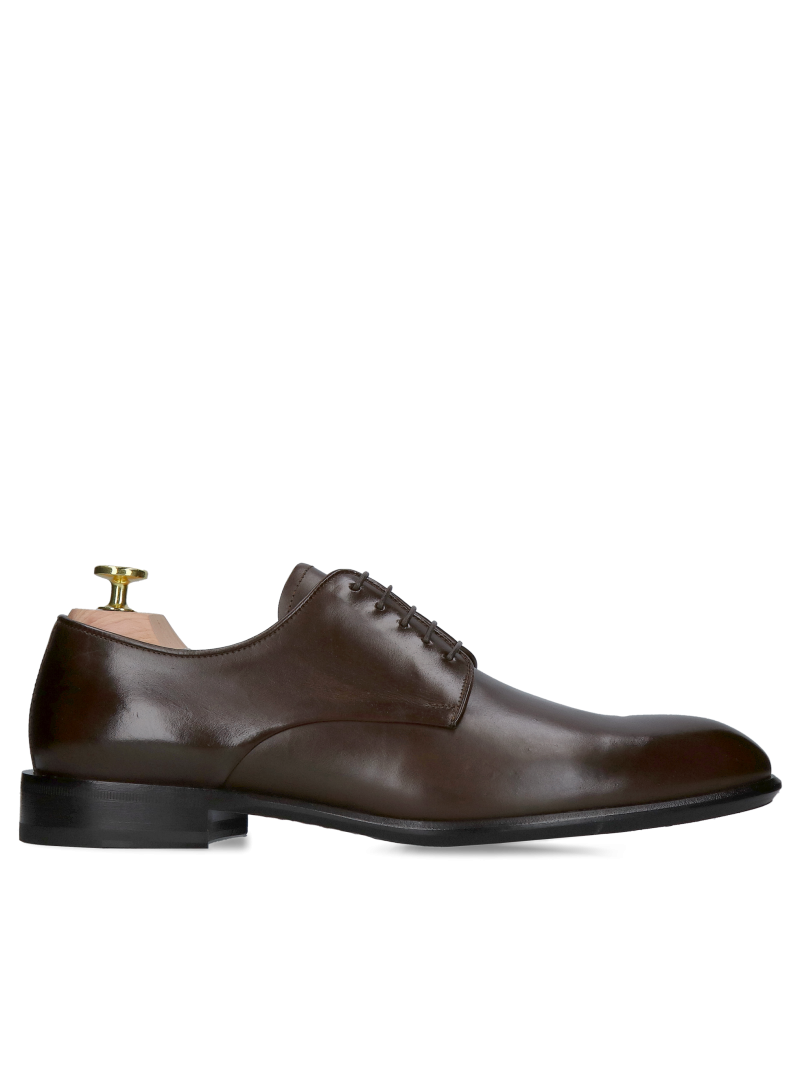 Premium shoes with dark chocolate-colored leather soles, high quality and Polish production, premium wedding shoes