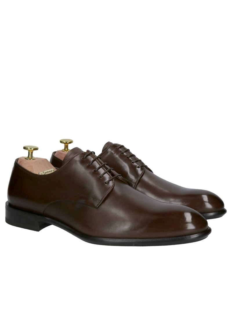 Premium shoes with dark chocolate-colored leather soles, high quality and Polish production, premium wedding shoes