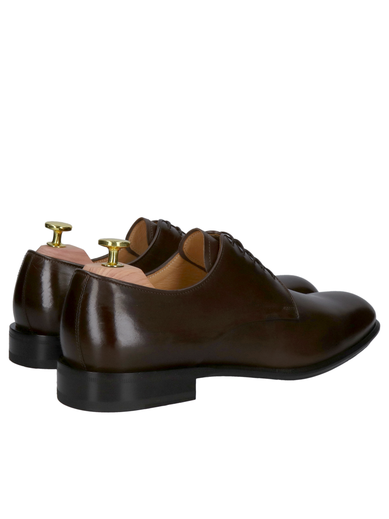 Premium shoes with dark chocolate-colored leather soles, high quality and Polish production, premium wedding shoes