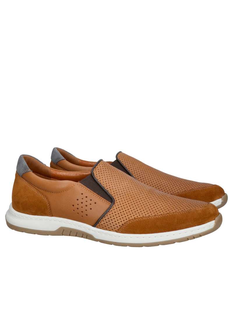 Slip-on men's shoes with wide toes, comfortable and very soft men's footwear
