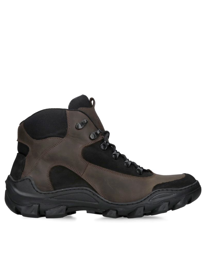 Men's trekking shoes with a durable thicker sole