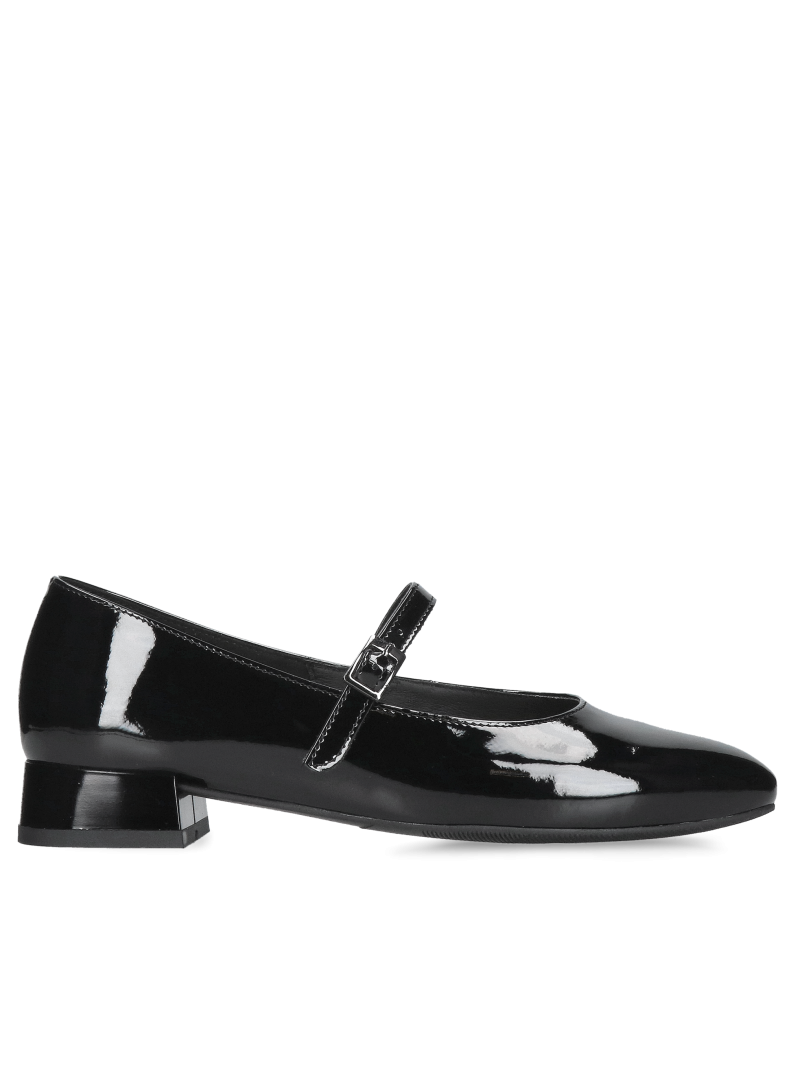 Women's patent leather ballerina flats, Mary Jane ballerina flats with a strap across the instep from a Polish manufacturer