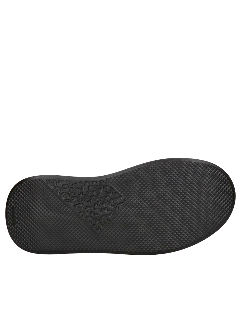 Fashionable chocolate-colored women's sneakers with lightweight soles, women's sports shoes for everyday wear