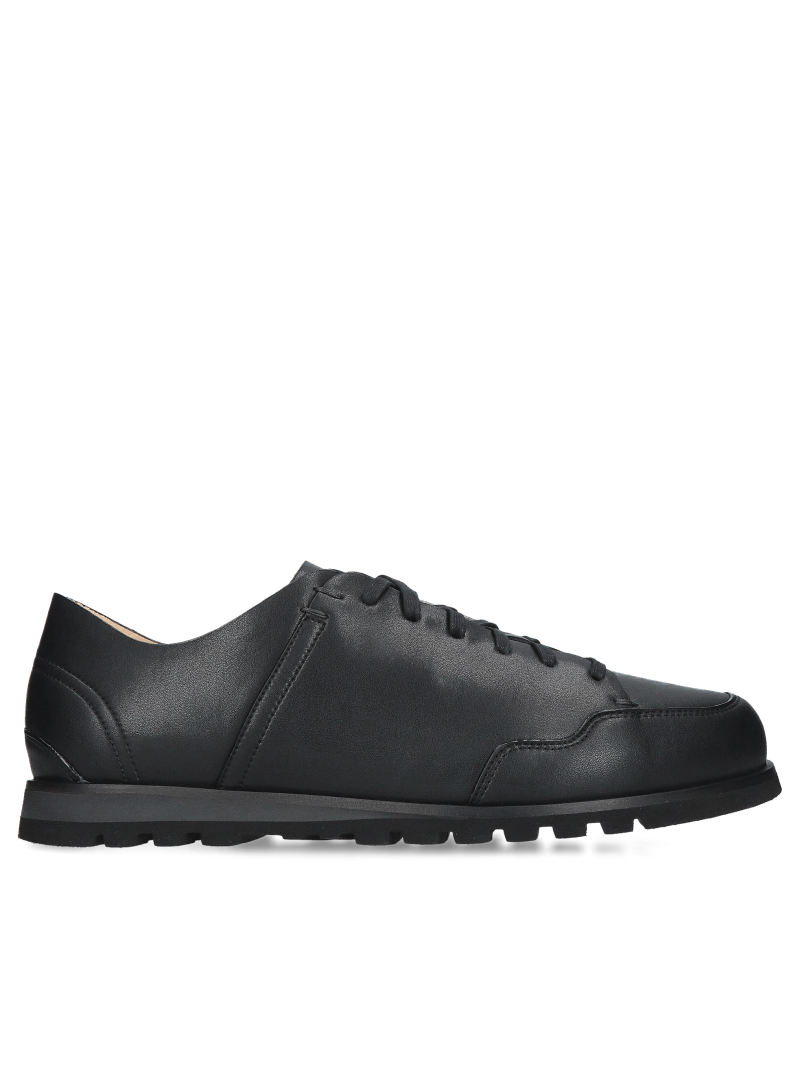 Men's shoes for wide feet, exceptionally light and comfortable, made of soft grain leather