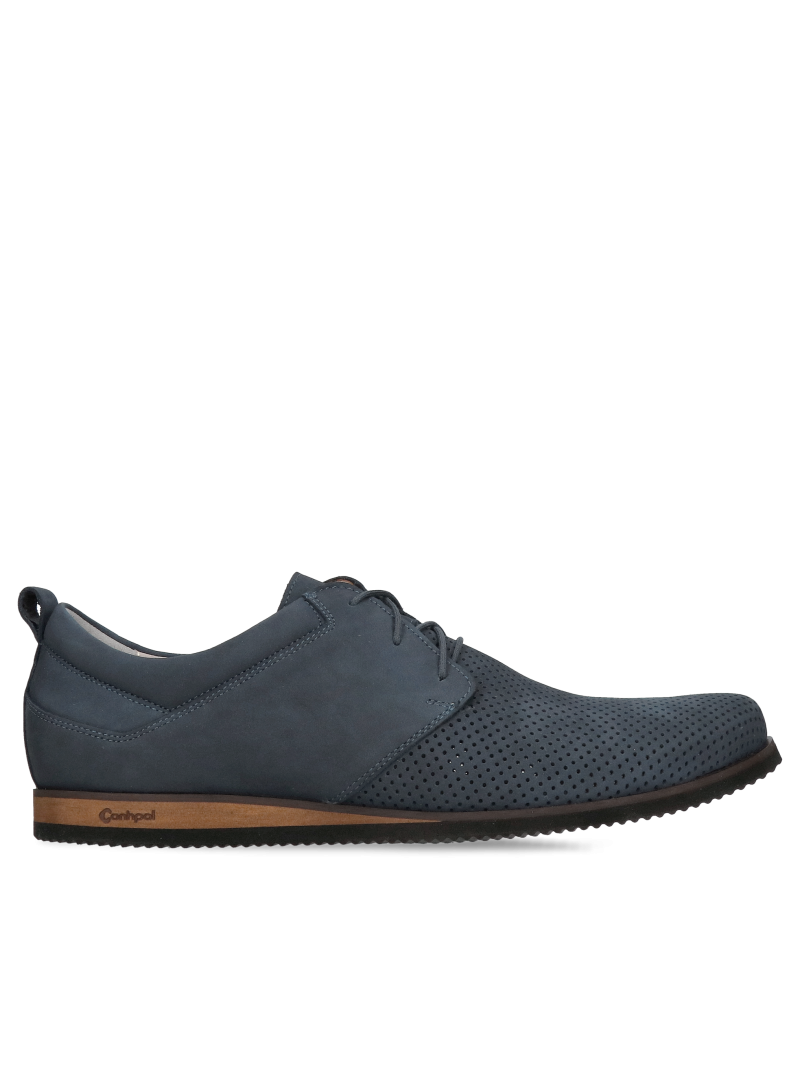 Openwork lightweight men's shoes for warm days, comfortable and lightweight perforated shoes