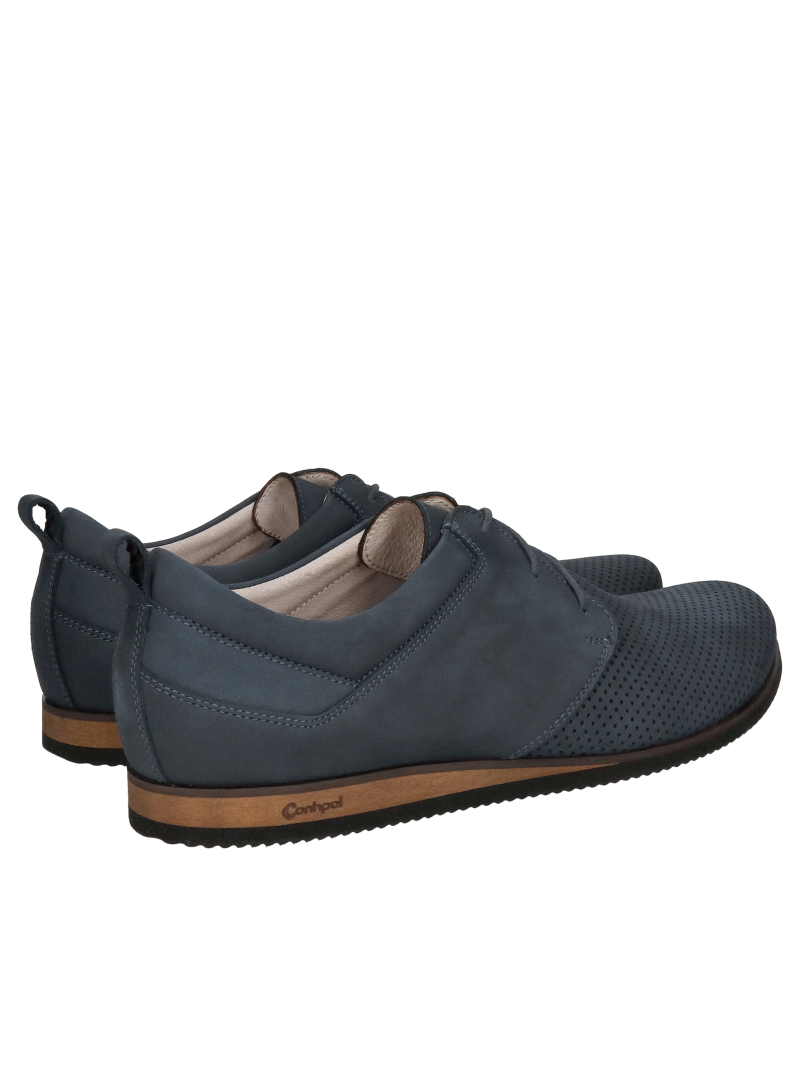 Openwork lightweight men's shoes for warm days, comfortable and lightweight perforated shoes