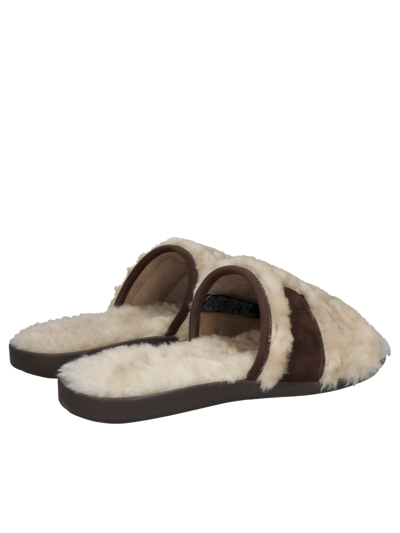 Men's leather slippers with natural sheepskin lining, premium quality