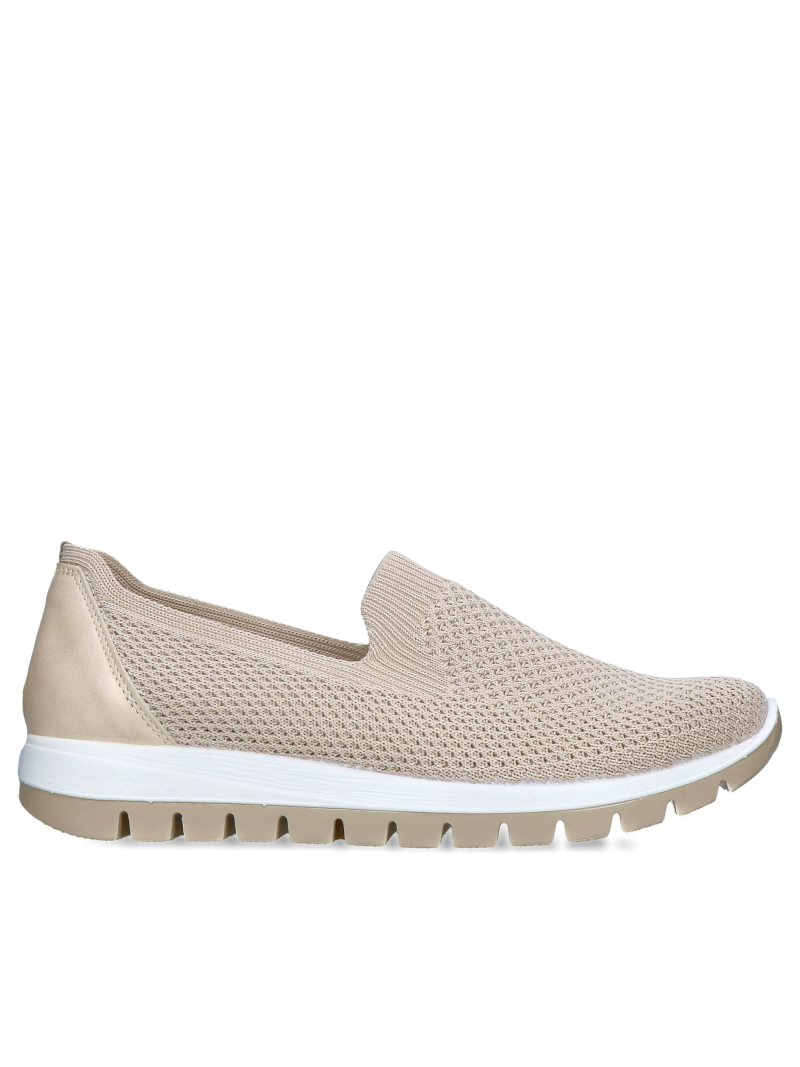 Comfortable slip-on mesh shoes for women, high cushioning and comfort for long summer walks