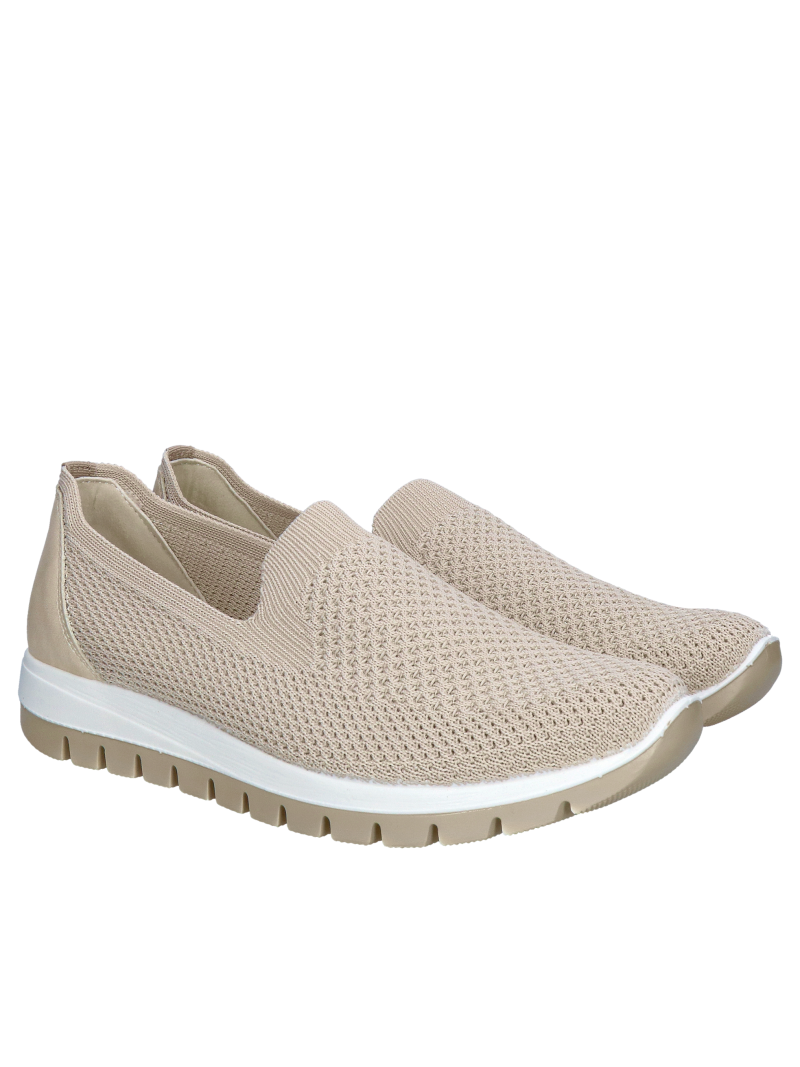 Comfortable slip-on mesh shoes for women, high cushioning and comfort for long summer walks