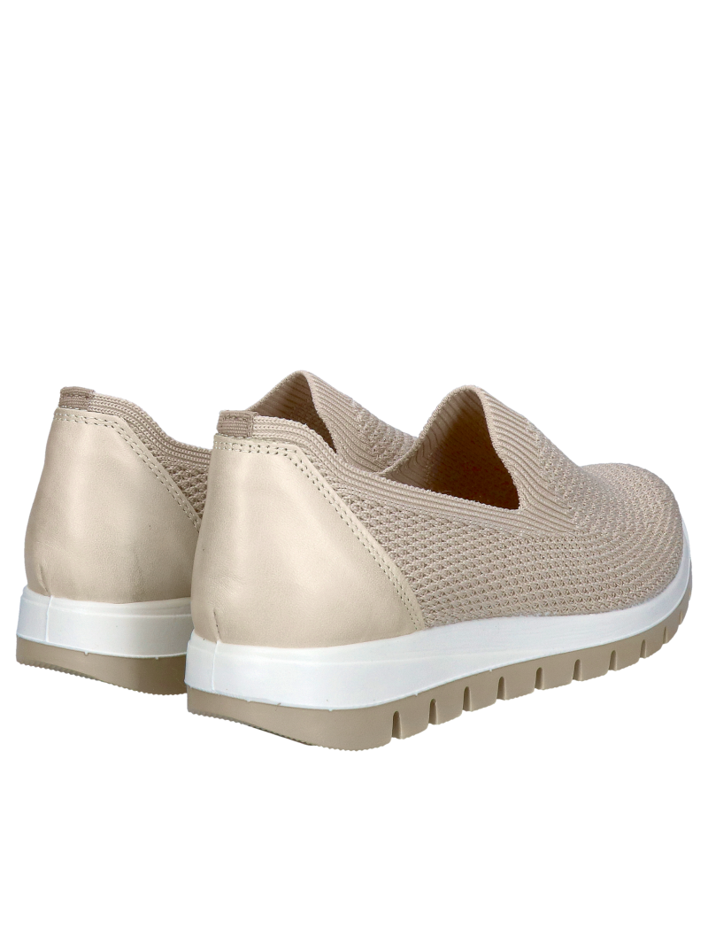 Comfortable slip-on mesh shoes for women, high cushioning and comfort for long summer walks