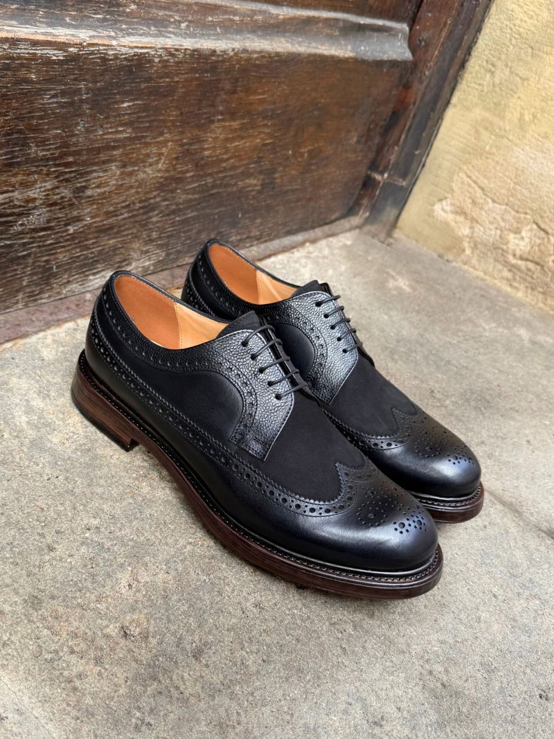 Men's lace-up leather shoes, casual men's shoes with thick soles from Polish manufacturer Conhpol