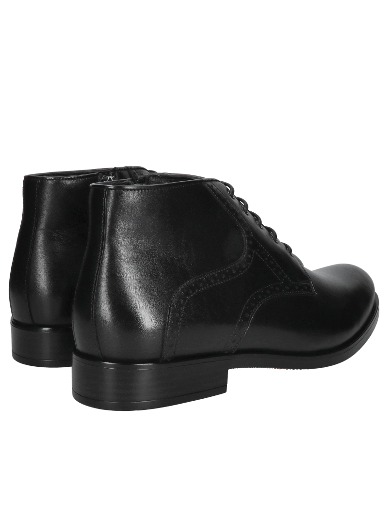 Men's black boots with natural sheepskin lining—warm and comfortable men's ankle boots