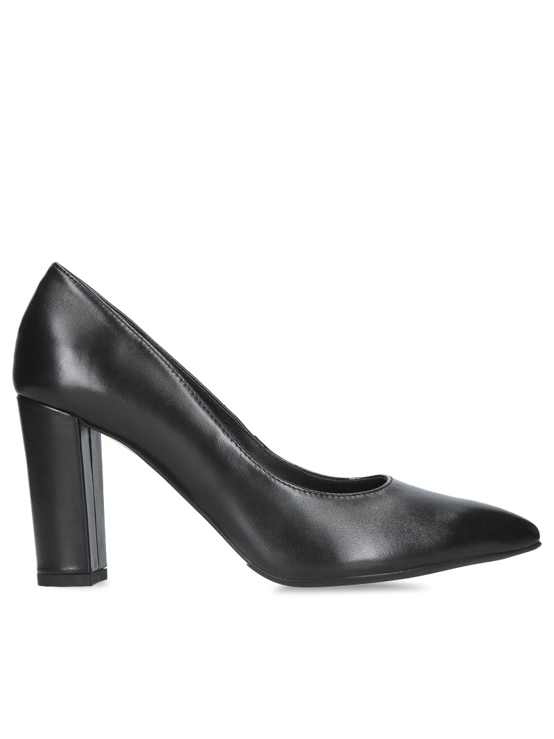 Elegant and classic high-heeled pumps, high heels on classic women's pumps