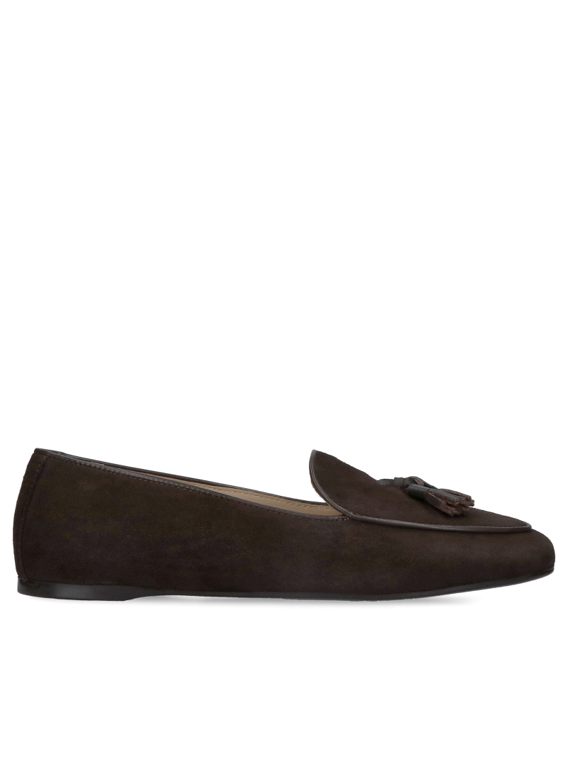 Elegant chocolate-coloured ballet flats made from natural suede; classic, minimalist leather ballet flats