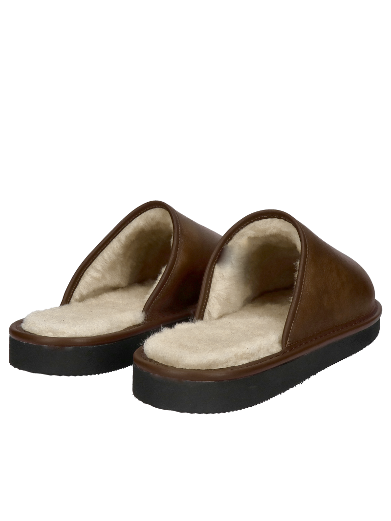 Warm men's slippers made with natural lambskin and a lightweight sole