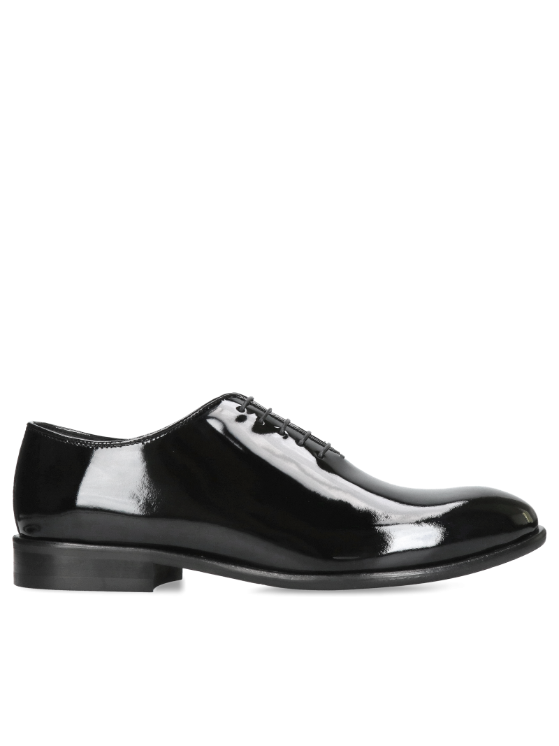 Men's black patent leather wedding shoes, patent leather shoes for a tailcoat. Elegant men's patent leather loafers
