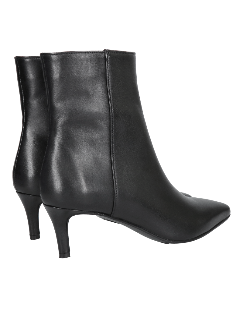 Fashionable women's low-heeled ankle boots, black, full-grain leather, unlined, pointed-toe