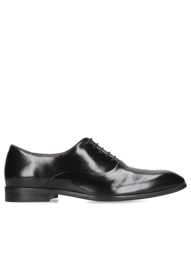 Men’s Oxford shoes with red soles, formal men’s shoes to wear with a suit