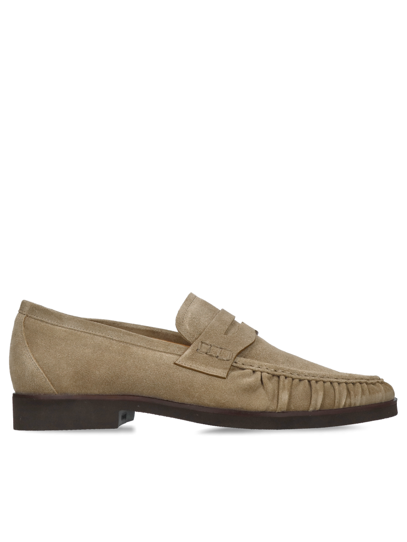 Men’s beige suede loafers with ruffles, slip-on, lightweight and very soft