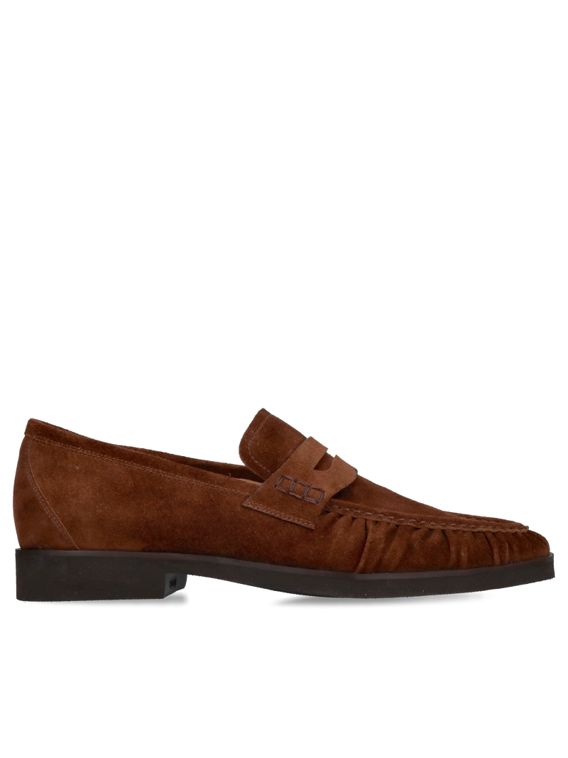 Men’s brown suede loafers with an ultra-light sole from a Polish manufacturer