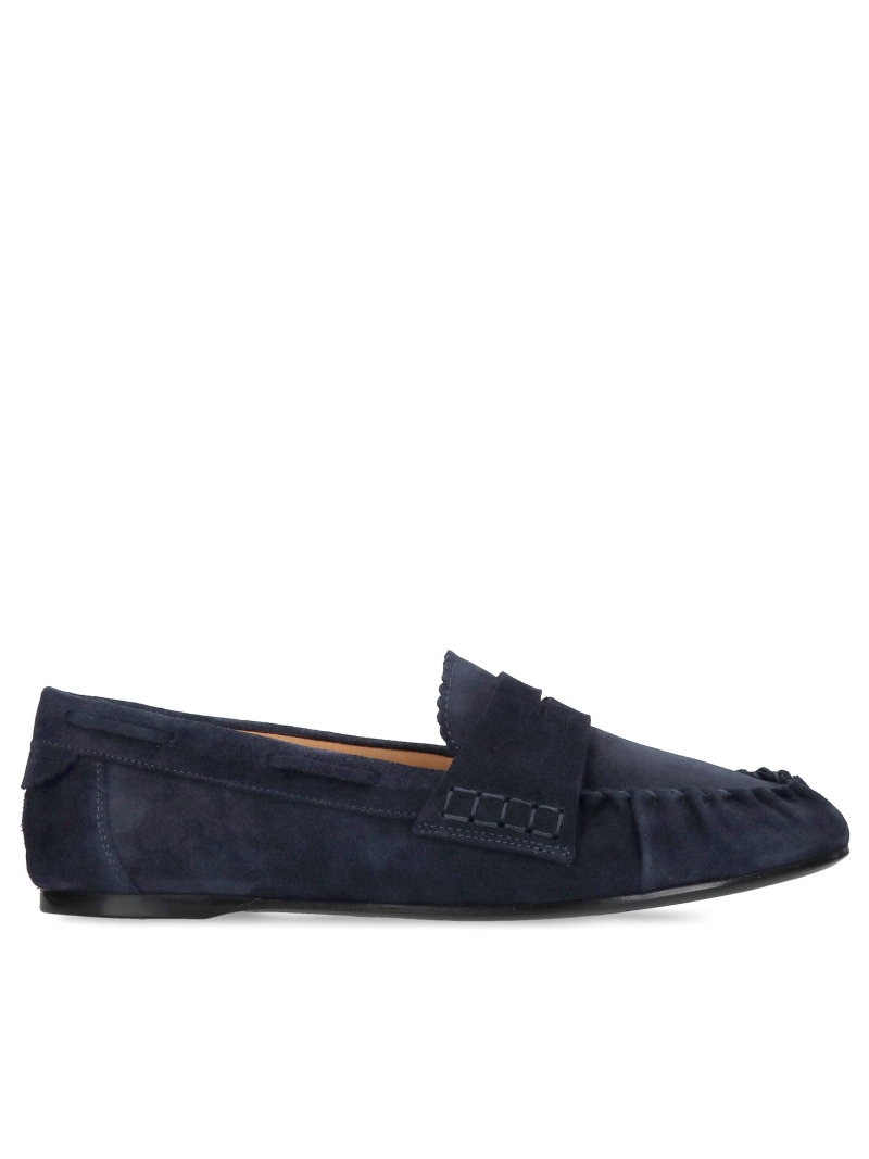 Women’s navy blue moccasins with a thin, flexible sole; fashionable crinkled women’s moccasins