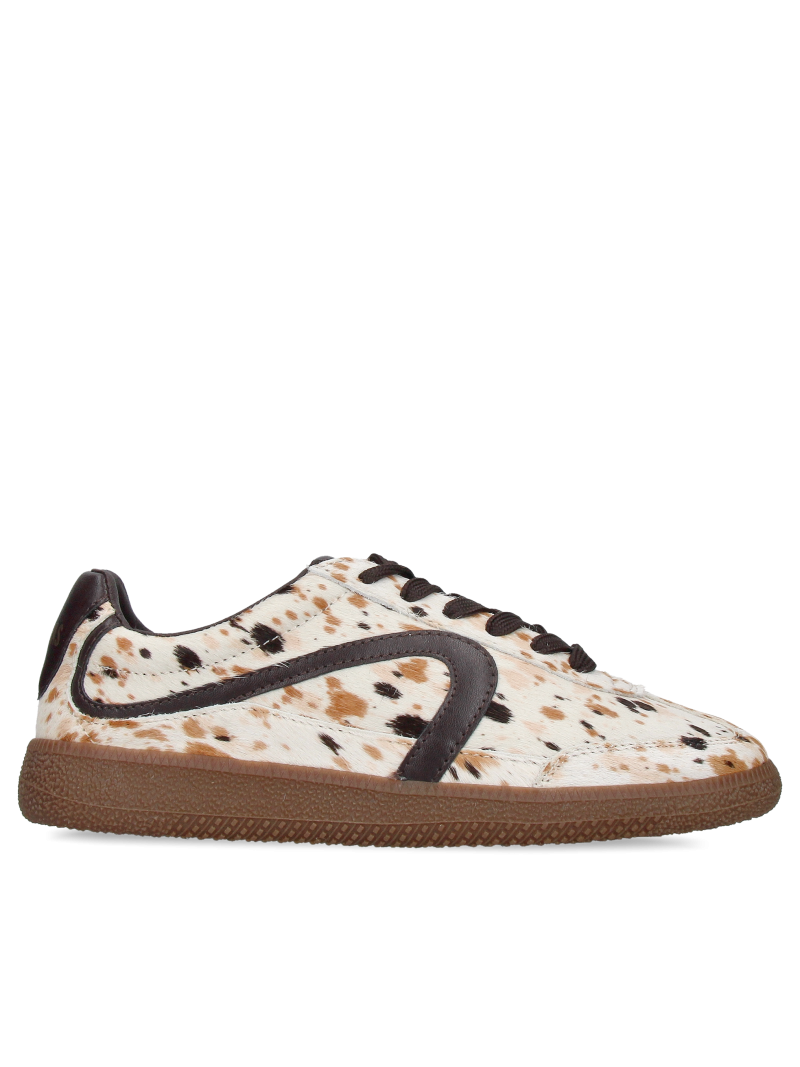 Women's sneakers with an animal print—a must-have for the fall-winter season