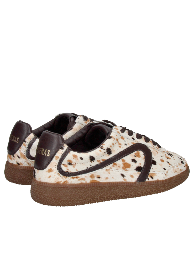 Women's sneakers with an animal print—a must-have for the fall-winter season