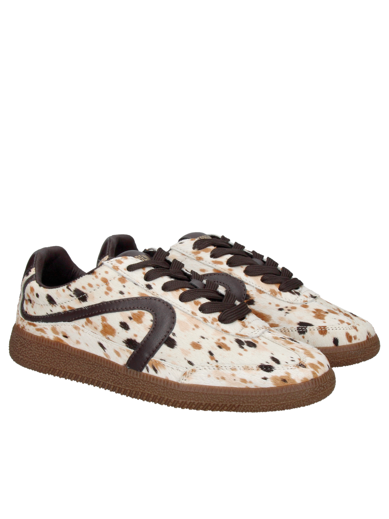 Women's sneakers with an animal print—a must-have for the fall-winter season