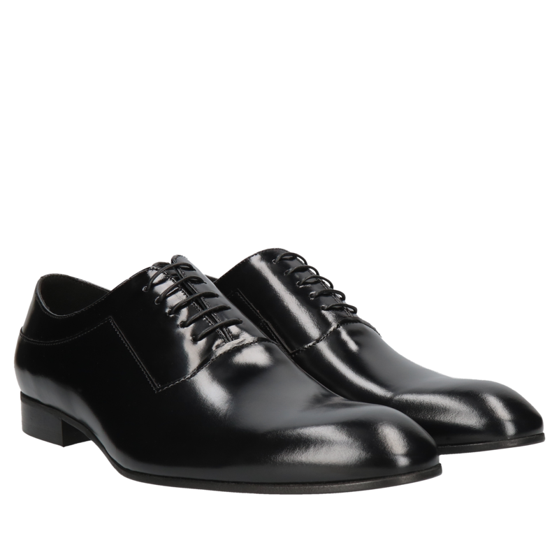 Czarne półbuty, oxfordy ze skóry licowej - Idealne do smokingu