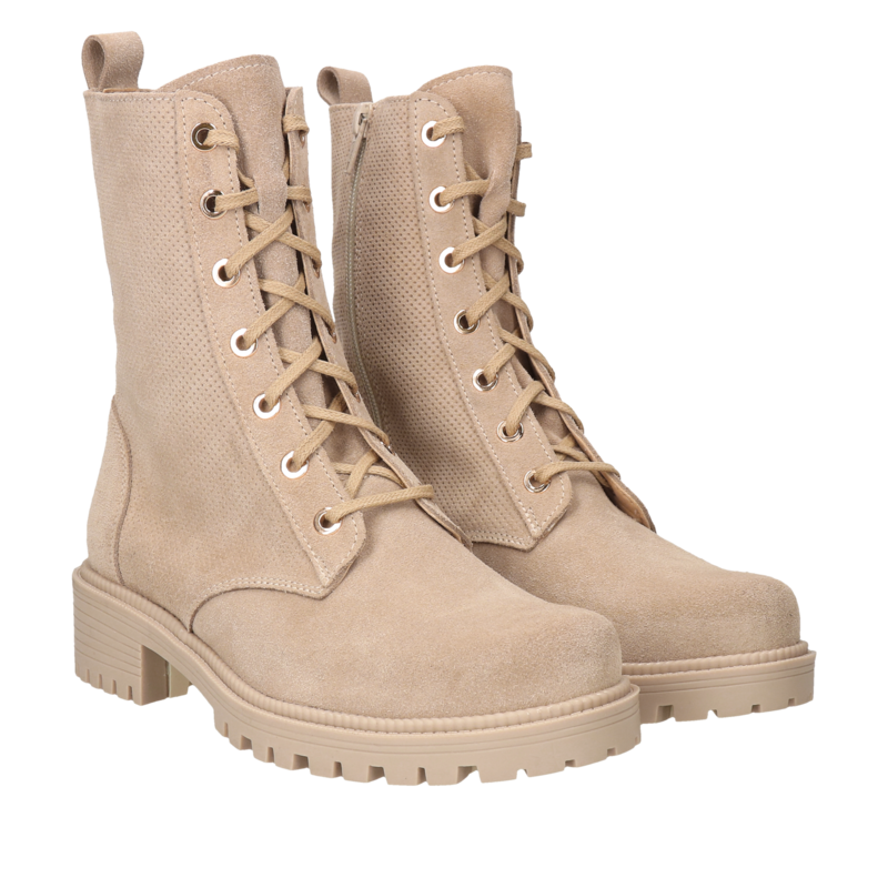 Beżowe botki na grubej podeszwie - stabilność i wygoda