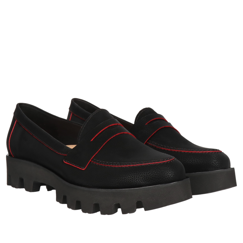 Czarne loafersy damskie z profilowaną wkładką - modny wybór