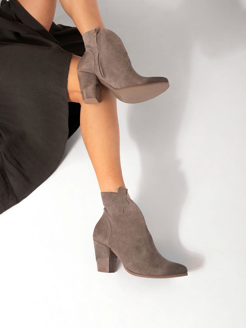 Szare botki Agathe, Kowbojki, DU0011-01, Konopka Shoes Szare botki Agathe, Kowbojki, DU0011-01, Konopka Shoes