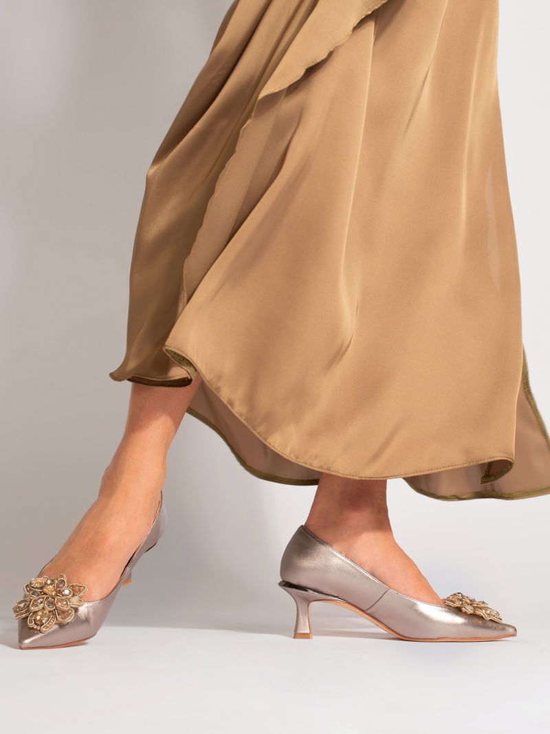 Złote czółenka Louise, Alma en Pena, Czółenka, AM0024-03, Konopka Shoes Złote czółenka Louise, Alma en Pena, Czółenka, AM0024-03, Konopka Shoes