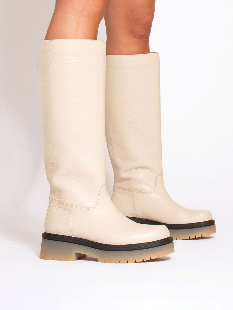 Beżowe kozaki Daimosa, Conhpol Bis - polski producent, Kozaki, BI5736-01, Konopka Shoes Beżowe kozaki Daimosa, Conhpol Bis - polski producent, Kozaki, BI5736-01, Konopka Shoes