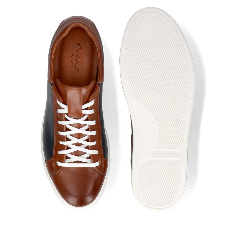 Sneakersy premium z dyskretnym podwyższeniem - cholewka skórzana