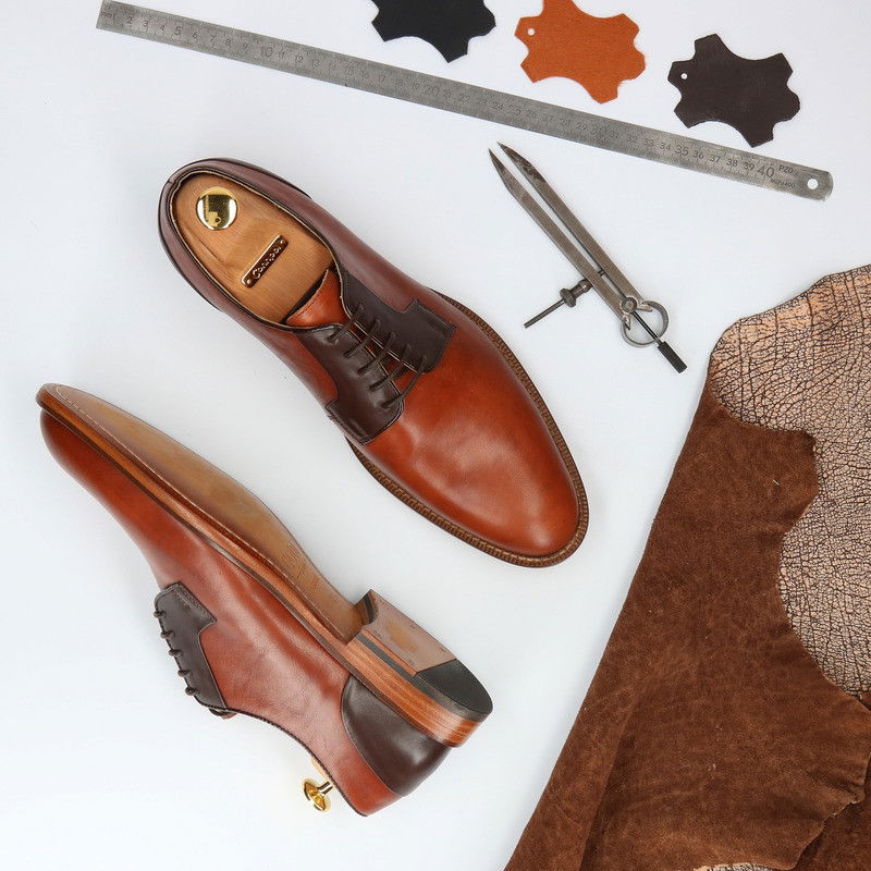 Buty męskie premium Conhpol Gold na skórzanej podeszwie, wysoka jakość i wykonanie